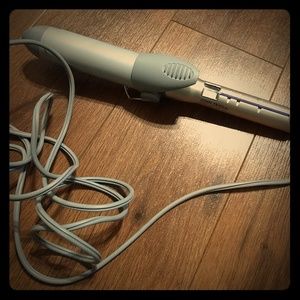 Large barrel curling iron